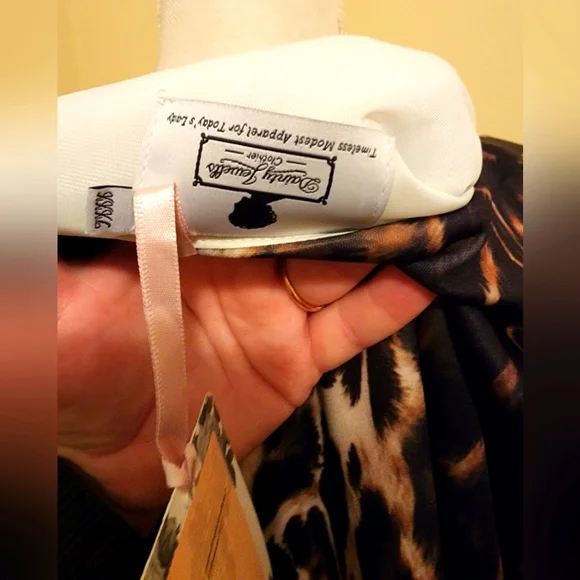 Dainty Jewells Original Layering Dress - Picture 3 of 4